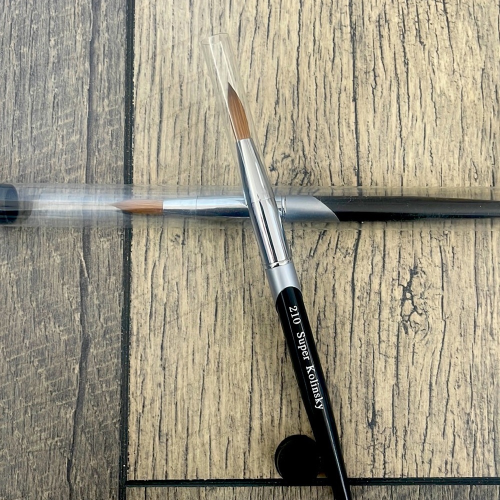 Nail Brush Super Kolinsky Size 10